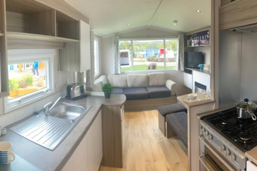 Presthaven Cozy Retreat Appartement Prestatyn Buitenkant foto