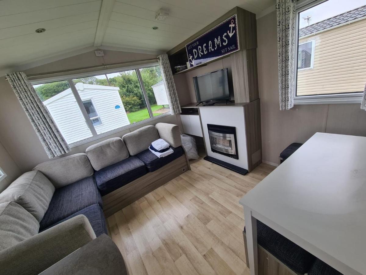 Presthaven Cozy Retreat Appartement Prestatyn Buitenkant foto